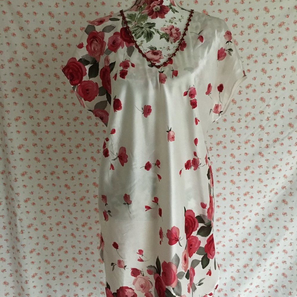 California Dynasty Rose Nightgown